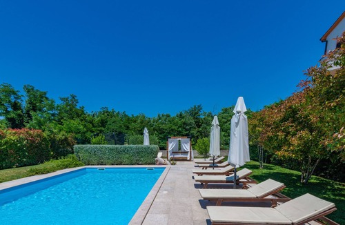 Cancini Villa | Pet friendly, all rooms air conditioned, only 3km from the beach