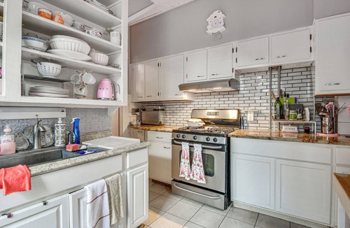 Allentown Apartment | Pet-Friendly Allentown Apt Near Hamilton District!