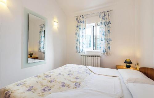 Sucici Apartment | Pet Friendly Apartment In Moscenicka Draga