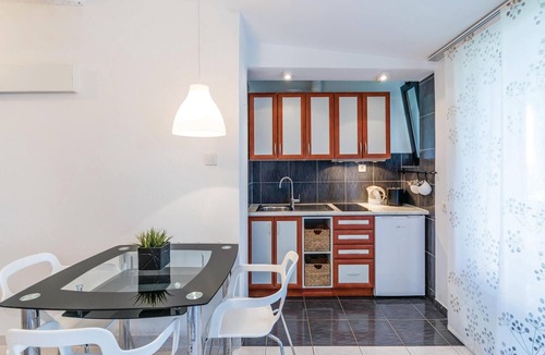 Banjole Apartment | Pet friendly apartment in Pula with WiFi