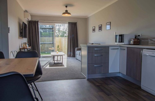 Brixton Apartment | Pet Friendly Apartment in Brixton