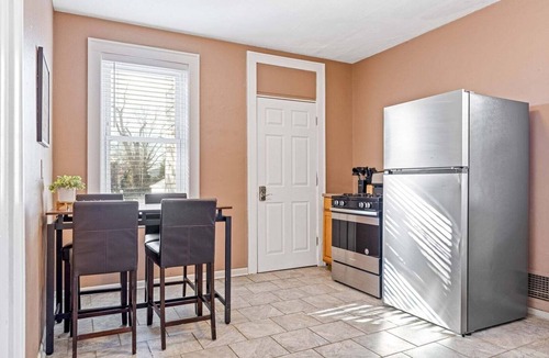 Lindenwood Park Apartment | Pet Friendly Apt with Workspace