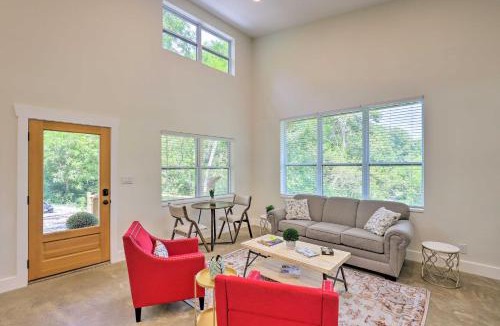 Woodfin House | Pet-Friendly Asheville Retreat w/Hot Tub