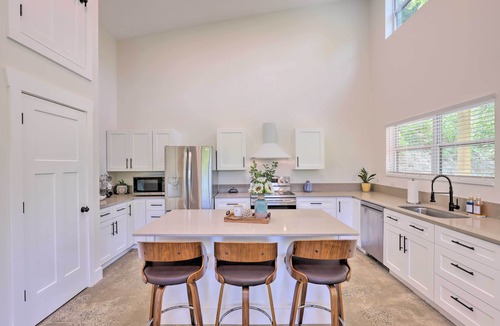 Woodfin Cottage | Pet-friendly Asheville Retreat w/Hot Tub