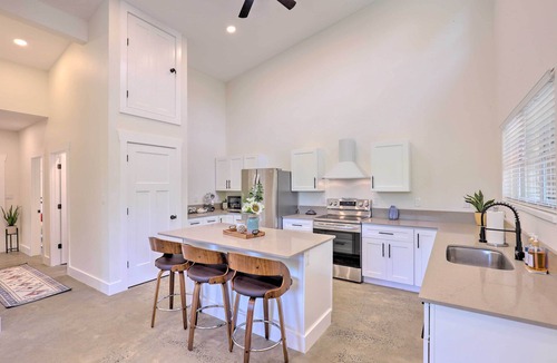 Woodfin Cottage | Pet-friendly Asheville Retreat w/Hot Tub
