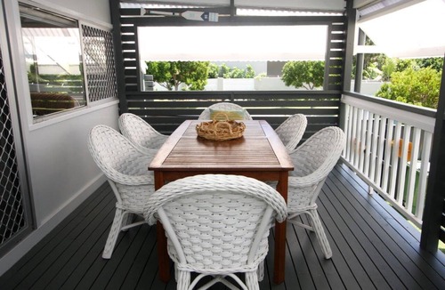 Moffat Beach House | Pet Friendly at Moffat Beach