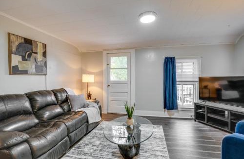 Auburn Apartment | Pet-Friendly Auburn Apartment w/Balcony!