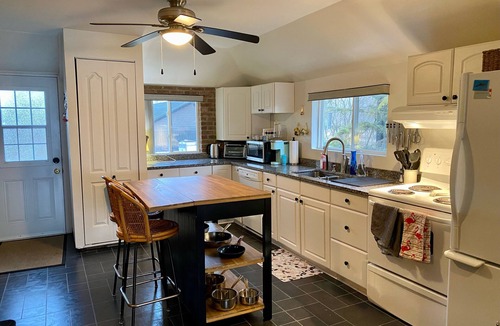 Rama Cottage | Pet Friendly Beach House with Bunkie Bar & Hot Tub