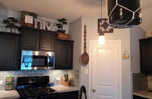 Crowley House | Pet Friendly Boho Farmhouse Escape fully fenced
