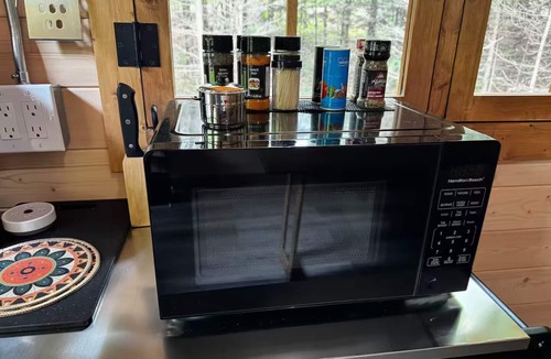 East Hants Cabin | Pet-Friendly Cabin | Sleeps 2 | Private Fire Pit