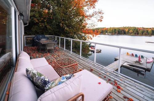 Catchacoma Cottage | Pet Friendly Cabin in the Kawarthas on the Lake