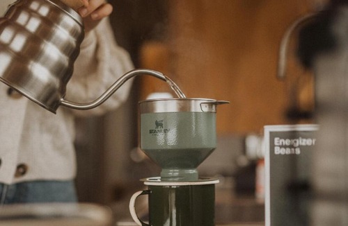 Flinders Lakes House | Pet Friendly Cabin Surrounded by Wilderness - Gili