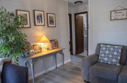 Sevierville House | Pet Friendly Cabin with Mountain View