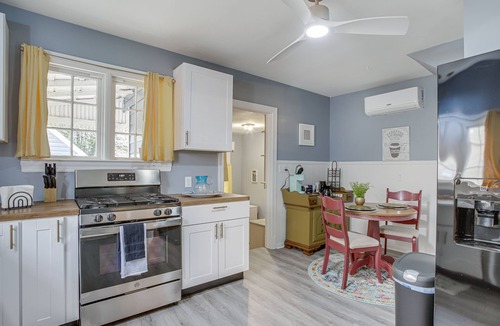 Cambridge House | Pet-Friendly Cambridge Home - Walk to River!