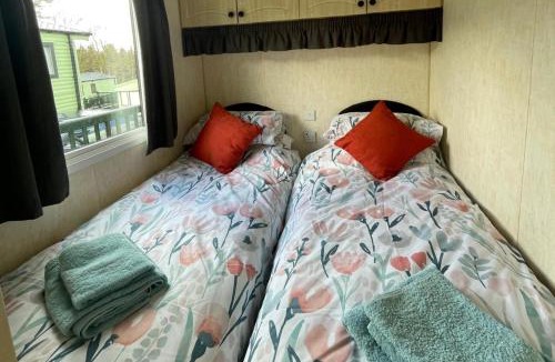 Hexham House | Pet Friendly Caravan - Slaley Forest - Sleeps 4