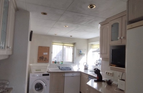 Roses Town Center Villa | Pet-Friendly "Casa Jazmin" with Private Pool, Sea Views, A/C and WiFi