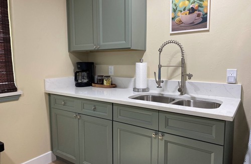 Roswell Cottage | Pet Friendly~Casita Luna