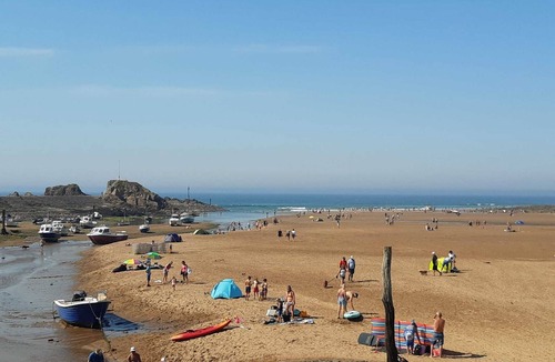 Bude Ski Chalet | Pet friendly chalet . Sleeps 5n