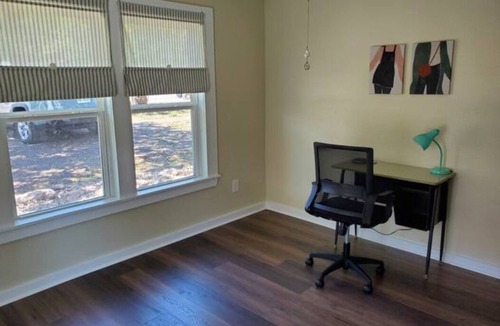 Temple House | Pet friendly! Close to Temple hospitals.