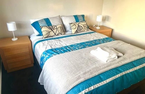 Clifton Springs House | Pet Friendly Coastal Stays