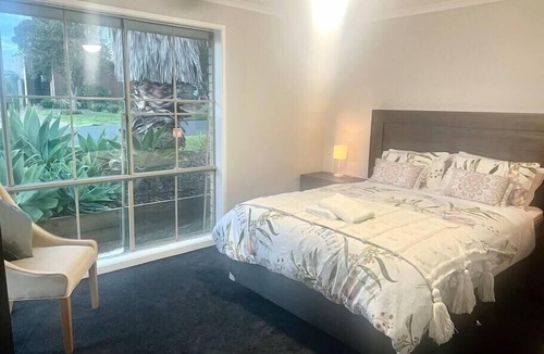 Clifton Springs House | Pet Friendly Coastal Stays