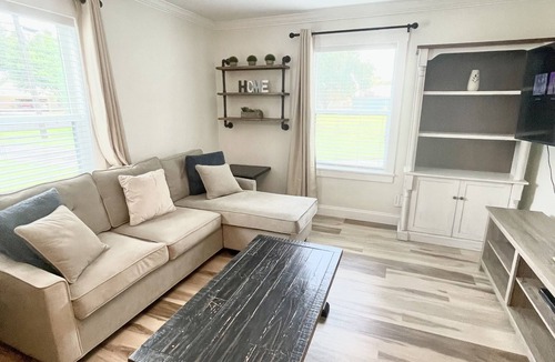 Port Neches House | Pet Friendly, Comfy Home W/ Large Yard, Cute Patio + Washer & Dryer. 2 bd 2 bath