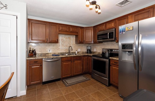 Osage Beach Condo | Pet-Friendly Condo at MM-19 w/Boat Slip & Lake Views