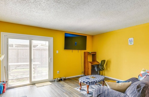 Flour Bluff House | Pet-Friendly Corpus Christi Townhome w/ Grill!