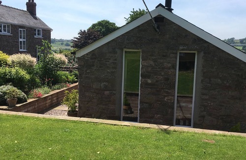 Chepstow House | Pet friendly cosy barn with stunning views