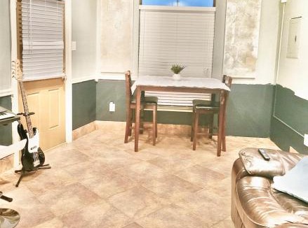 Carencro Villa | Pet-Friendly Cozy Studio Suite with Pond View & Spa Amenities