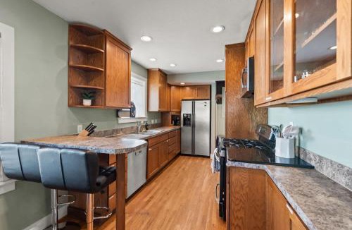 Green Lake House | Pet-friendly Craftsman Home-1 block from Greenlake