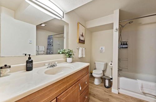 Green Lake House | Pet-friendly Craftsman Home-1 block from Greenlake