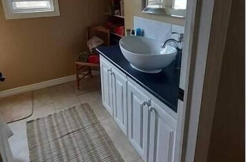 Sackville House | Pet Friendly Cute and Cozy in Sackville.