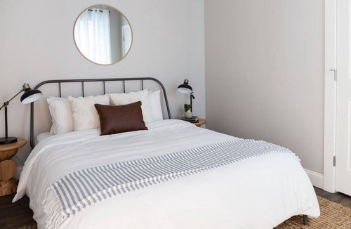 Downtown Boston Apartment | Pet Friendly | Downtown Boston | Elevator + W/D