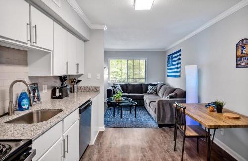 Durham Apartment | Pet Friendly Duke 1br - Near Hospital and Downtown