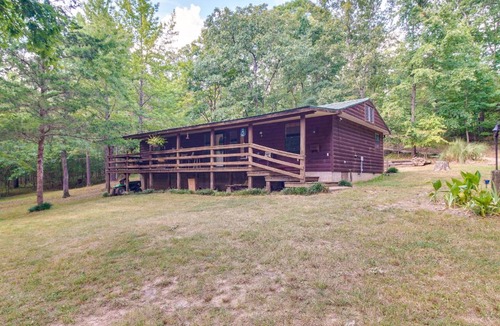 Elkins House | Pet-Friendly Elkins Vacation Rental w/Decks!