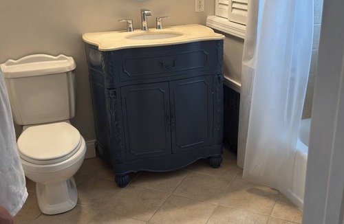 Westfield House | Pet friendly, empty home with large grassy backyard!