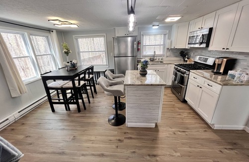 Thornhurst Ski Chalet | Pet Friendly, EV charging