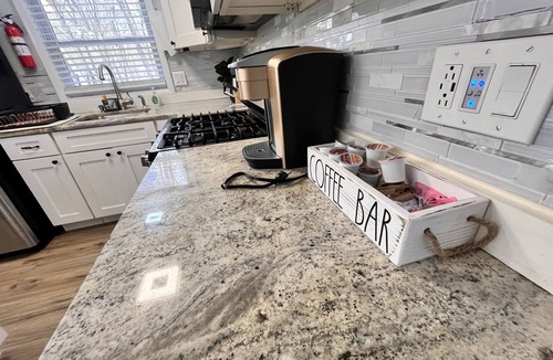 Thornhurst Ski Chalet | Pet Friendly, EV charging