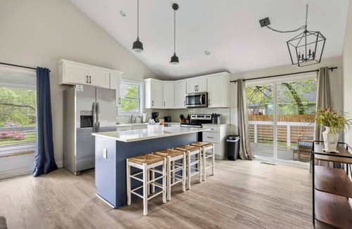 Southwest Raleigh House | Pet Friendly Family Home Steps to Raleigh Greenway