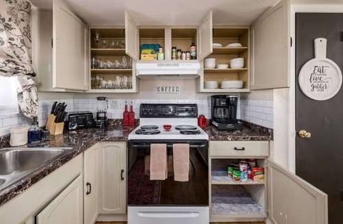 Mount Pleasant House | Pet Friendly Farmhouse Near Ski & Trails