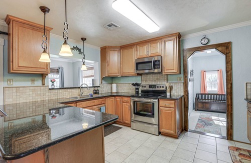 O Brien House | Pet-Friendly Florida Escape w/Patio & Fire Pit!