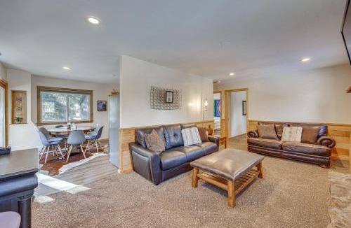 Florissant House | Pet-Friendly Florissant Cabin with Fire Pit!
