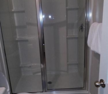 Covington House | Pet Friendly, Free Breakfast, 3Bed 2Bath Covington Cozy Hideaway