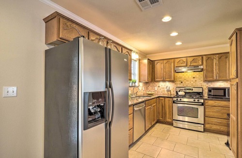 Georgetown House | Pet-Friendly Georgetown Home < 1 Mi to Dtwn!
