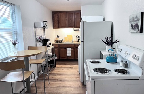Kirksville Apartment | Pet-friendly, ground level, Laundry, Queen