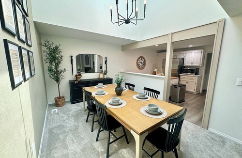 Bull Mountain House | Pet-Friendly Haven, Skylights, Private