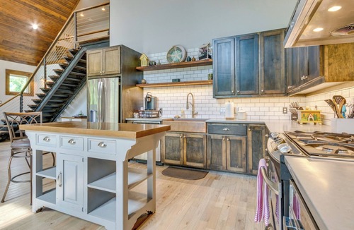 Heber Springs House | Pet-Friendly Heber Springs Rental w/ Fire Pit!