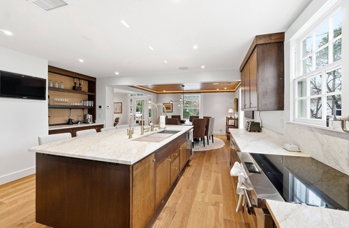 Athens House | Pet Friendly Herty House (Full Home)