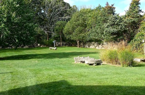 Chilmark House | Pet-Friendly Historic Chilmark House